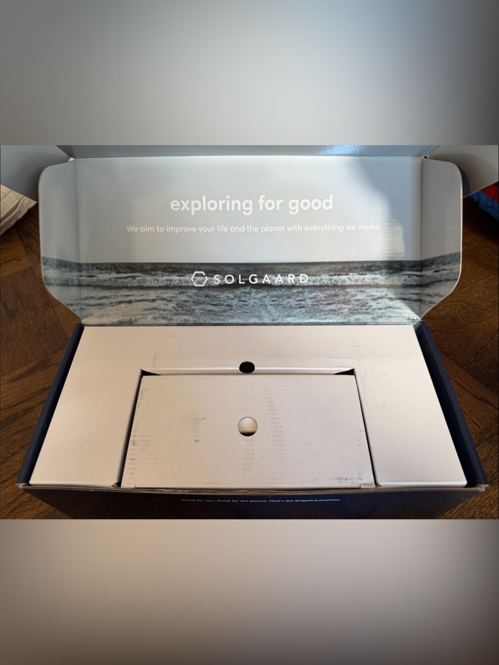 Solgaard HomeBase Wireless Charging Shelf- NEW IN BOX - Picture 7 of 8